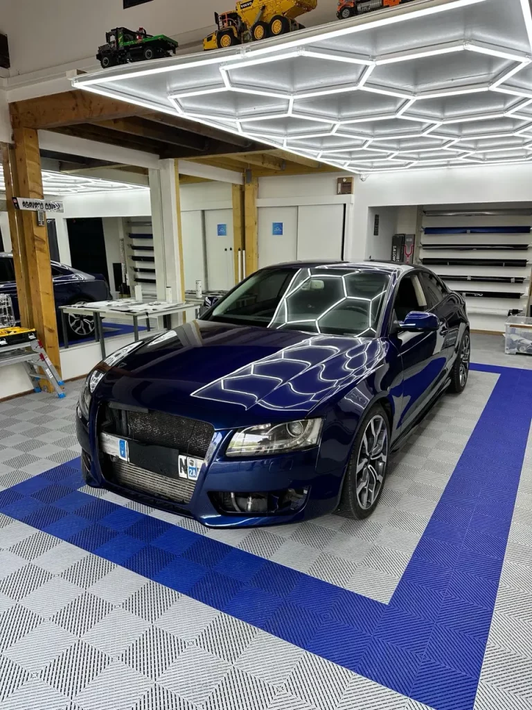 Covering Audi Aubagne