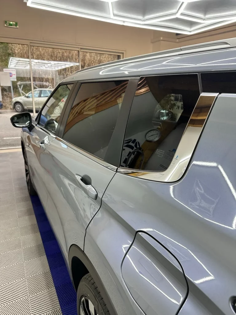 Mitsubishi Outlander covering Aubagne 1 - Grande