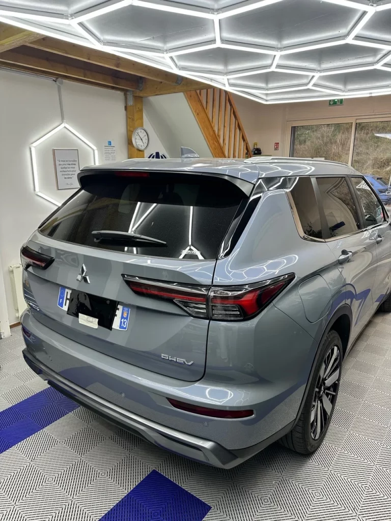 Mitsubishi Outlander covering Aubagne 3 - Grande