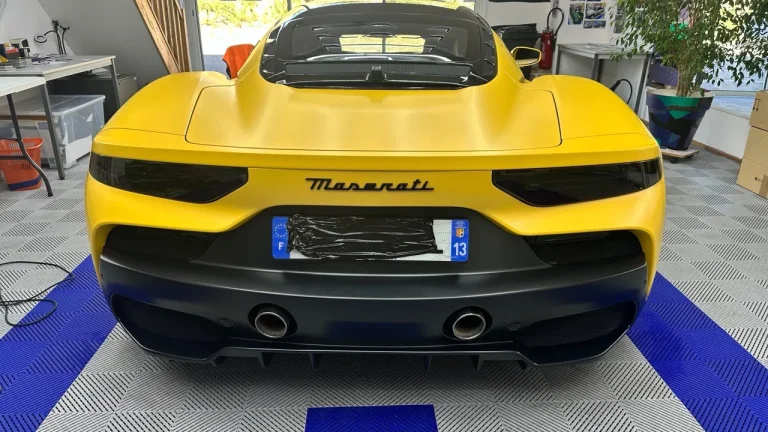 Covering Jaune Maserati Aubagne